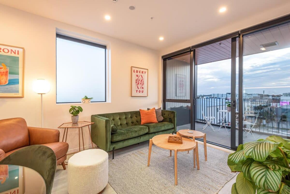 Luxury Life Galore - Sleeps 4 * Christchurch
